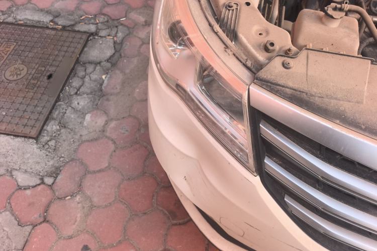 Used BAIC Weiwang M50F 2017 1.5L Value Edition Right Front Headlight