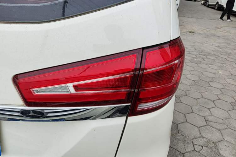 Used BAIC Weiwang M50F 2017 1.5L Comfort Edition Right Rear Taillight