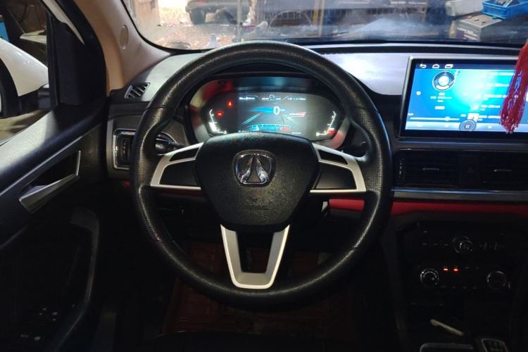 Used BAIC Weiwang M50F 2017 1.5L Standard Model Steering Wheel