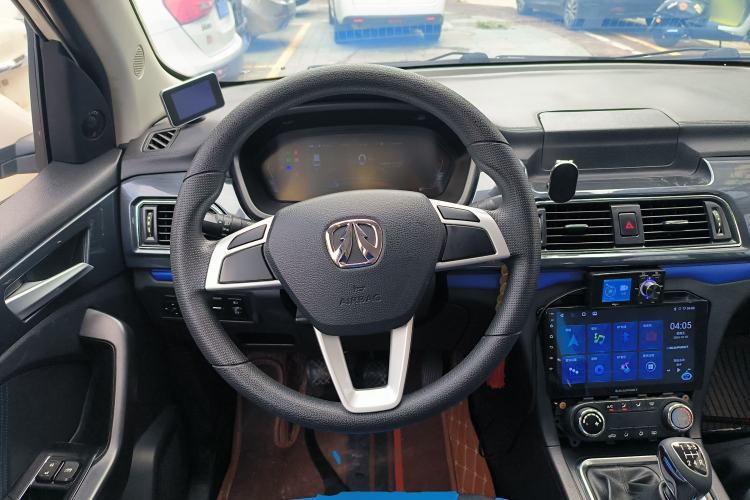 Used BAIC Weiwang M50F 2017 1.5L Standard Model Steering Wheel