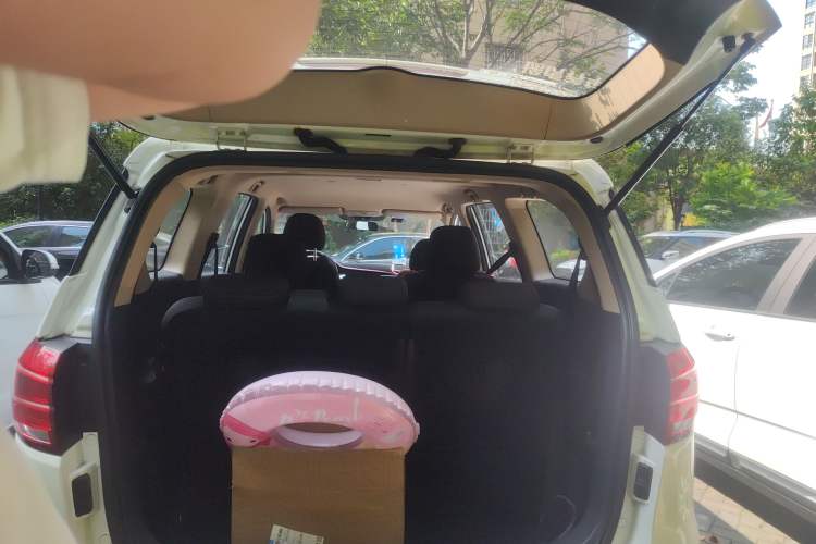 Used BAIC Weiwang M50F 2017 1.5L Standard Model Trunk