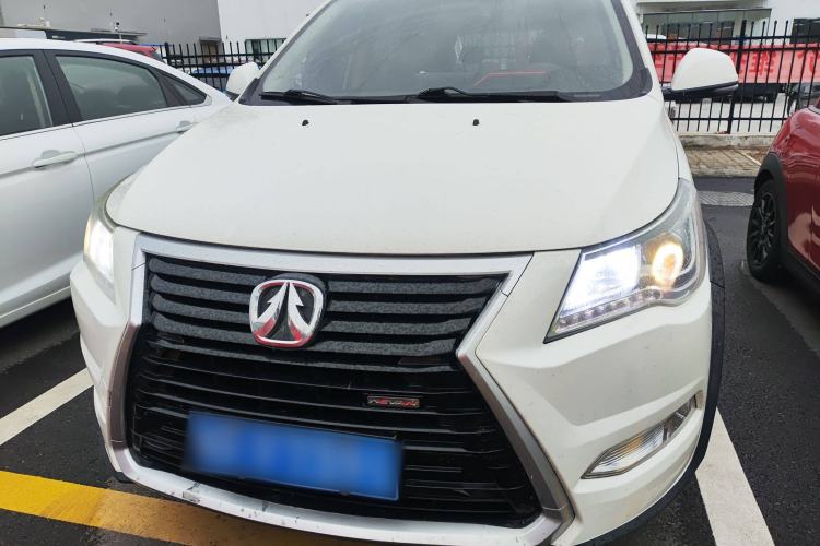 Used BAIC Weiwang M60 2017 1.5T CVT Diamond Edition Exterior 1