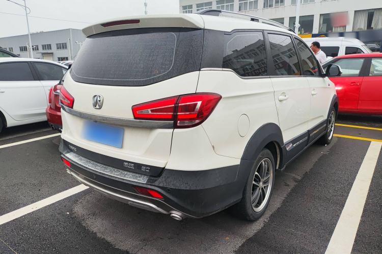 Used BAIC Weiwang M60 2017 1.5T CVT Diamond Edition Exterior 5