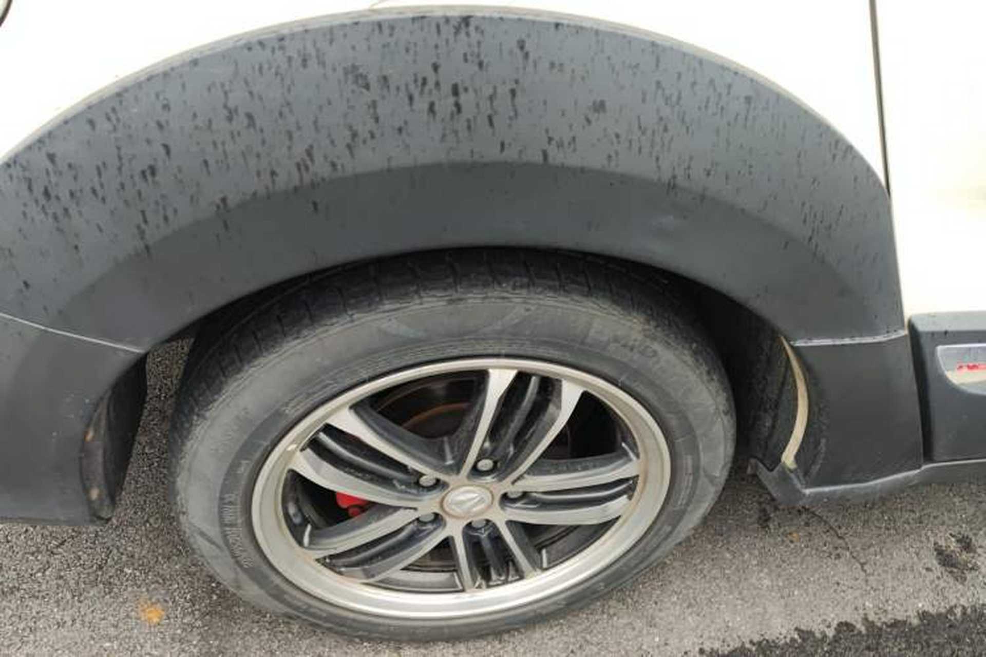 Used BAIC Weiwang M60 2017 1.5T CVT Diamond Edition Exterior 8
