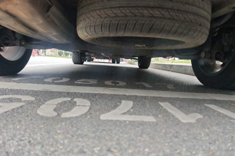 Used BAIC Weiwang M60 2017 1.5T CVT King Edition Chassis Rear