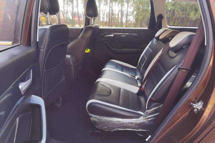 Used BAIC Weiwang M60 2017 1.5L Manual Platinum Edition Interior 1