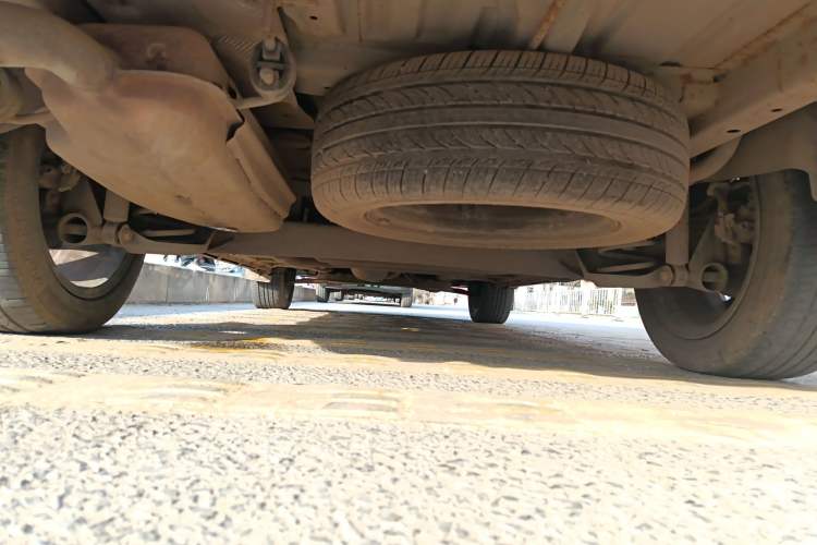 Used BAIC Weiwang M60 2017 1.5T CVT Diamond Edition Chassis Rear