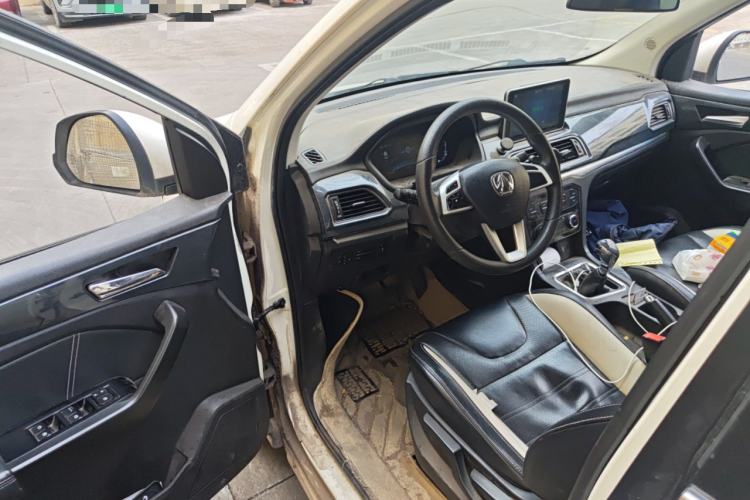Used BAIC Weiwang M60 2017 1.5L Manual Platinum Edition Driver Seat