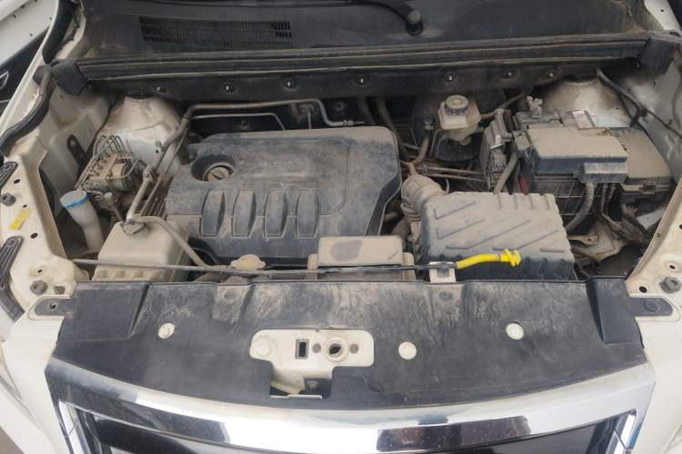 Used BAIC Weiwang M60 2017 1.5L Manual Silver Edition Engine Bay