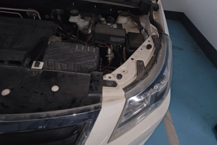 Used BAIC Weiwang M60 2017 1.5L Manual Platinum Edition Engine Bay Left