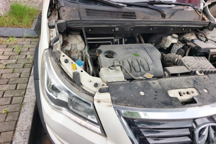 Used BAIC Weiwang M60 2017 1.5L Manual Platinum Edition Engine Bay Right