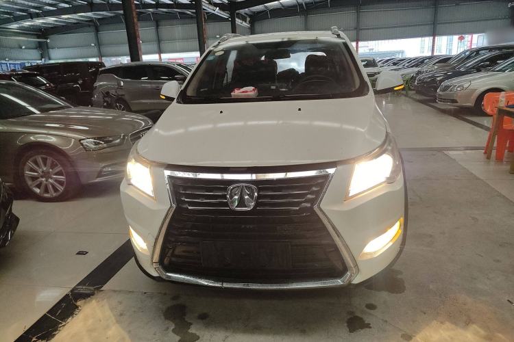 Used BAIC Weiwang M60 2017 1.5L Manual Platinum Edition Exterior 1