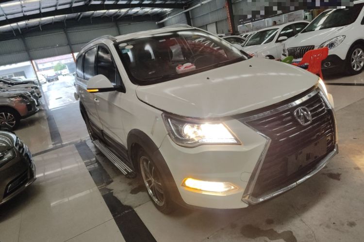Used BAIC Weiwang M60 2017 1.5L Manual Platinum Edition Exterior 2