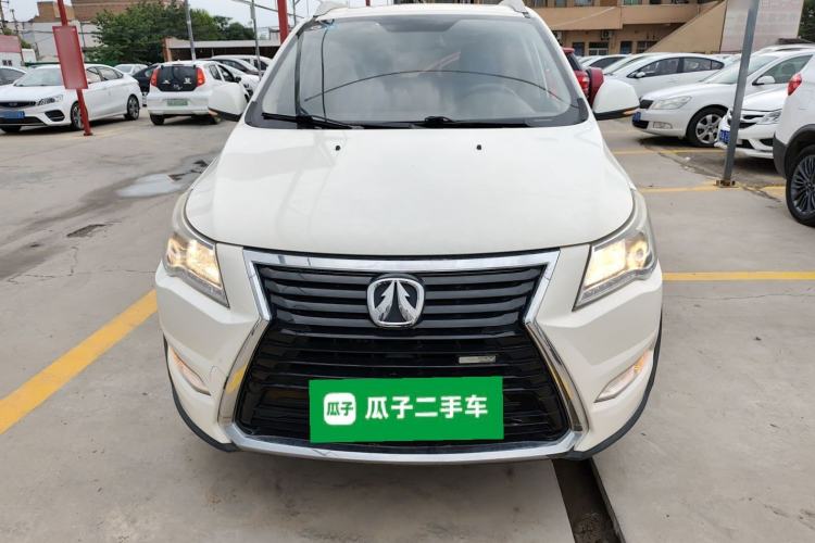 Used BAIC Weiwang M60 2017 1.5L Manual Silver Edition Front