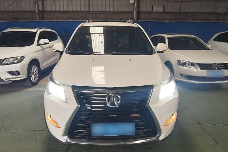Used BAIC Weiwang M60 2017 1.5L Manual Silver Edition Front