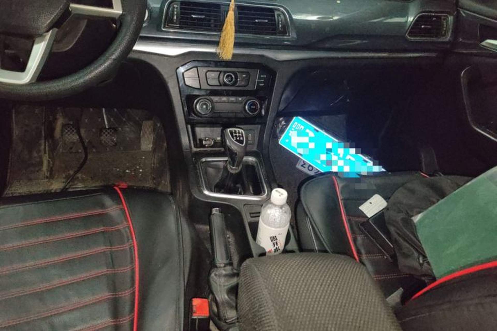 Used BAIC Weiwang M60 2017 1.5L Manual Platinum Edition Gear Lever
