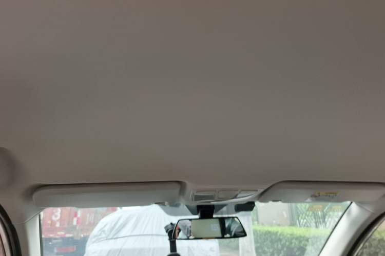 Used BAIC Weiwang M60 2017 1.5L Manual Platinum Edition Headliner
