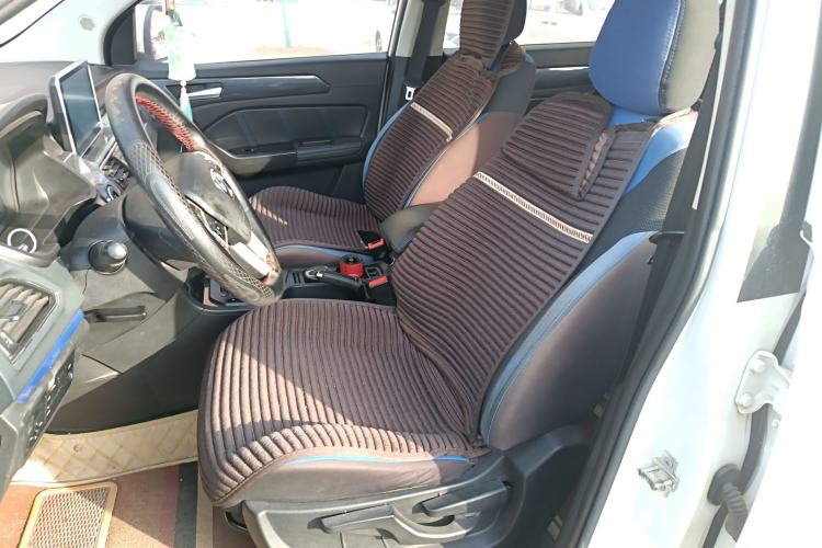 Used BAIC Weiwang M60 2017 1.5T CVT Diamond Edition Left Front Seat
