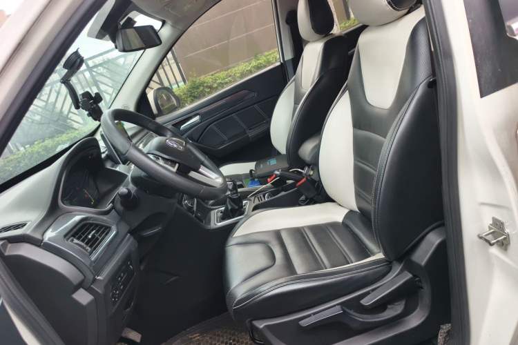 Used BAIC Weiwang M60 2017 1.5L Manual Platinum Edition Left Front Seat