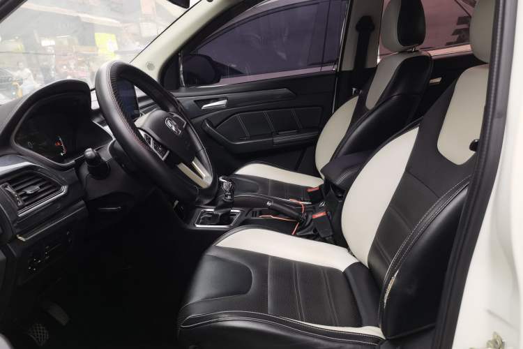 Used BAIC Weiwang M60 2017 1.5L Manual Platinum Edition Left Front Seat