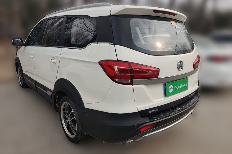 Used BAIC Weiwang M60 2017 1.5L Manual Platinum Edition Rear Left 45 Deg