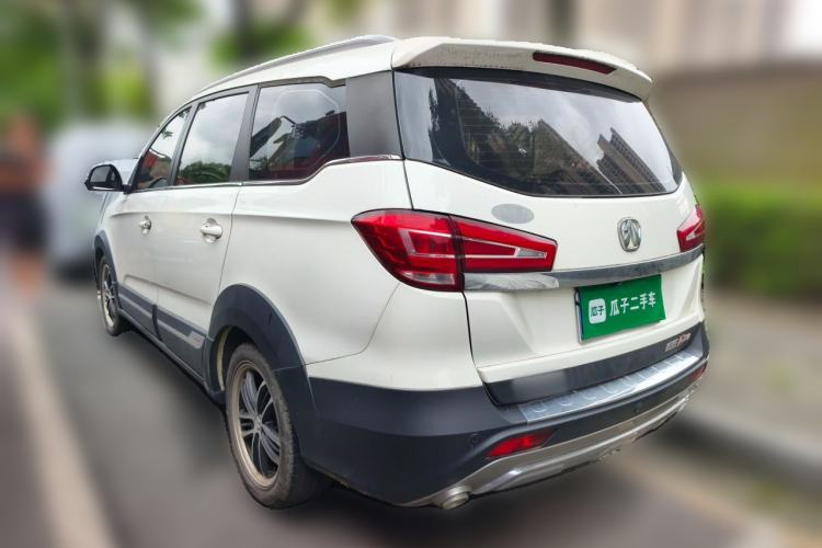 Used BAIC Weiwang M60 2017 1.5L Manual Platinum Edition Rear Left 45 Deg