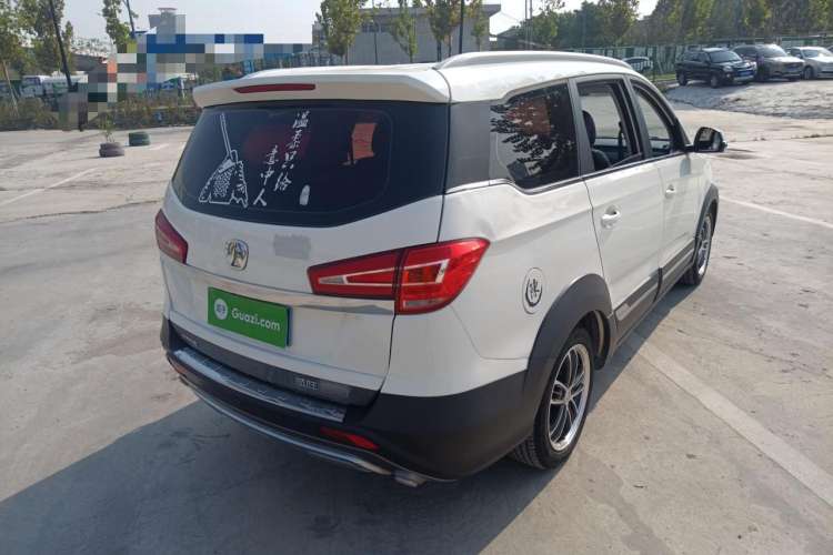 Used BAIC Weiwang M60 2017 1.5L Manual Platinum Edition Rear Right 45 Deg