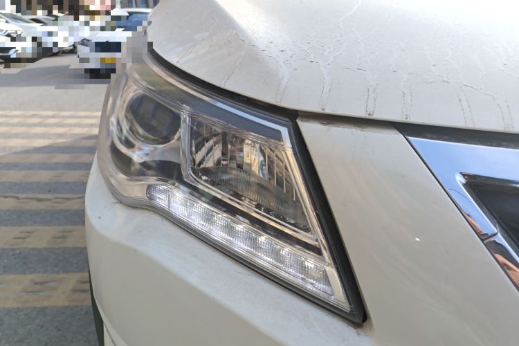 Used BAIC Weiwang M60 2017 1.5T CVT Diamond Edition Right Front Headlight