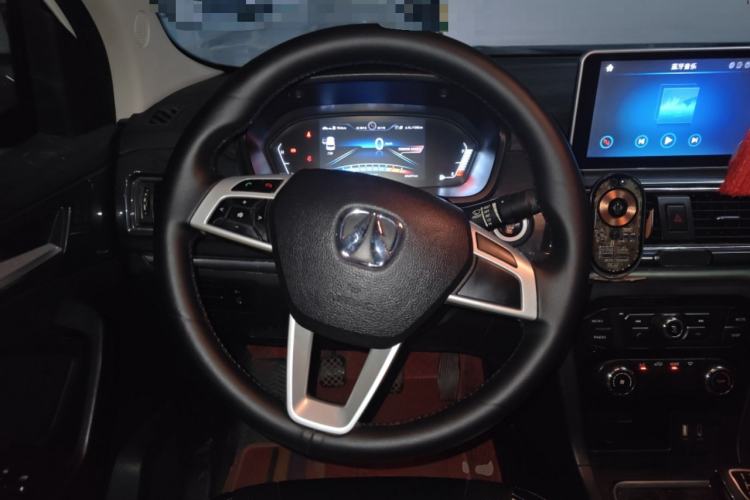 Used BAIC Weiwang M60 2017 1.5L Manual Platinum Edition Steering Wheel