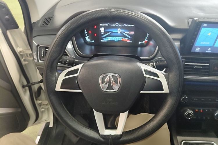 Used BAIC Weiwang M60 2017 1.5L Manual Silver Edition Steering Wheel