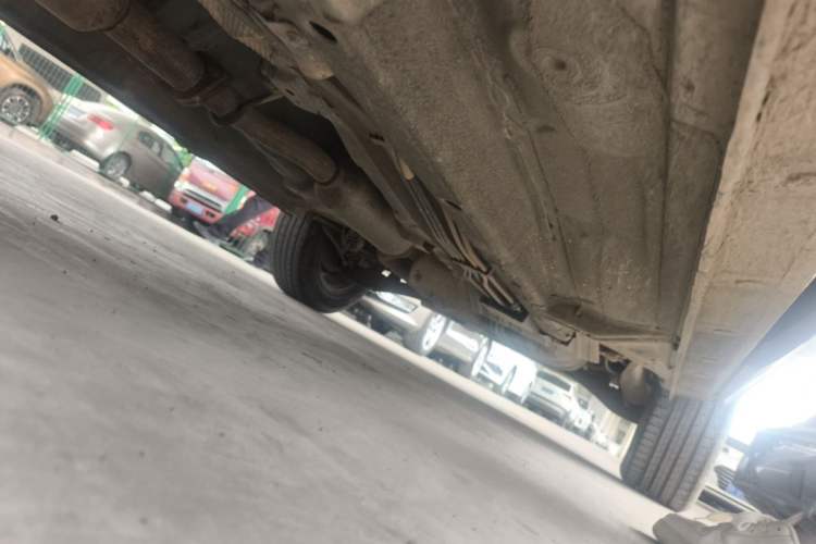 Used BAIC Weiwang S50 2016 1.5T Manual Joyful Premium Edition Chassis Front Left