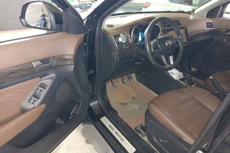 Used BAIC Weiwang S50 2016 1.5T Manual Lede Premium Edition Driver Seat