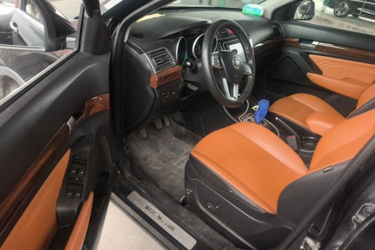 Used BAIC Weiwang S50 2016 1.5T Manual Joyful Premium Edition Driver Seat