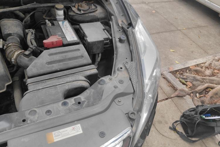 Used BAIC Weiwang S50 2016 1.5T Manual Lede Premium Edition Engine Bay Left
