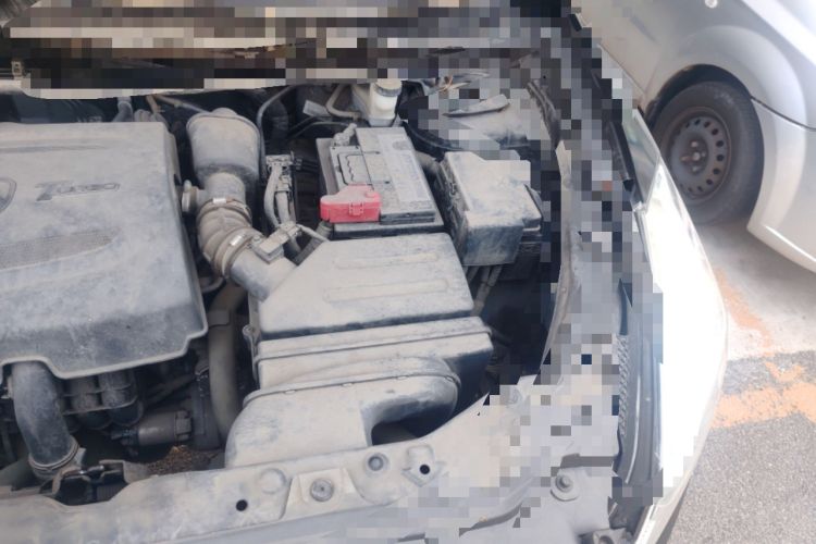 Used BAIC Weiwang S50 2016 1.5T Manual Joyful Luxury Edition Engine Bay Left