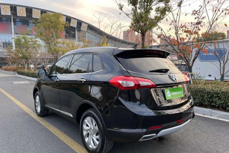 Used BAIC Weiwang S50 2016 1.5T CVT Joyful Luxury Model Exterior 4