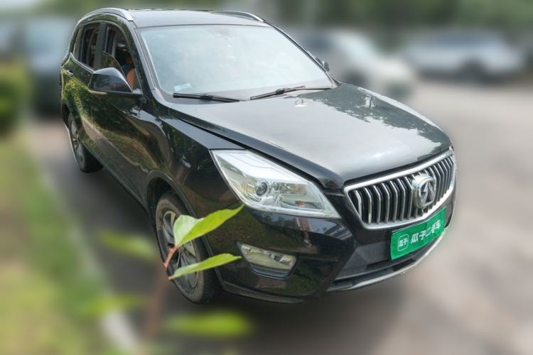 Used BAIC Weiwang S50 2016 1.5T Manual Joyful Elite Edition Front Right 45 Deg