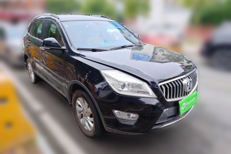Used BAIC Weiwang S50 2016 1.5T Manual Joyful Elite Edition Front Right 45 Deg