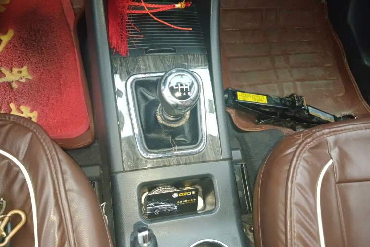 Used BAIC Weiwang S50 2016 1.5T Manual Joyful Luxury Edition Gear Lever