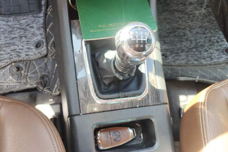 Used BAIC Weiwang S50 2016 1.5T Manual Joyful Luxury Edition Gear Lever