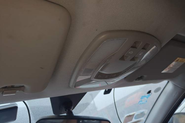 Used BAIC Weiwang S50 2016 1.5T Manual Happy Motion Superior Edition Headliner