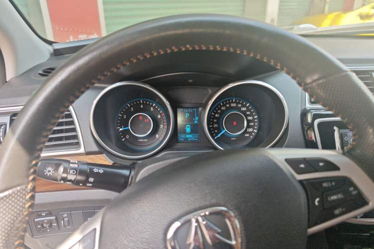 Used BAIC Weiwang S50 2016 1.5T CVT Joyful Premium Edition Instrument Cluster