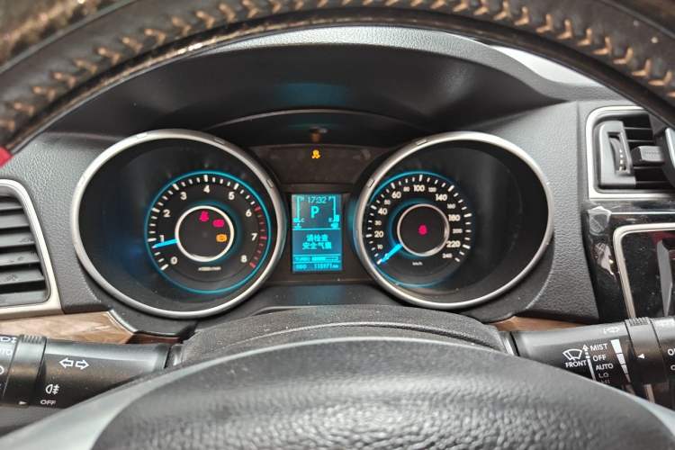 Used BAIC Weiwang S50 2016 1.5T CVT Joyful Luxury Model Instrument Cluster