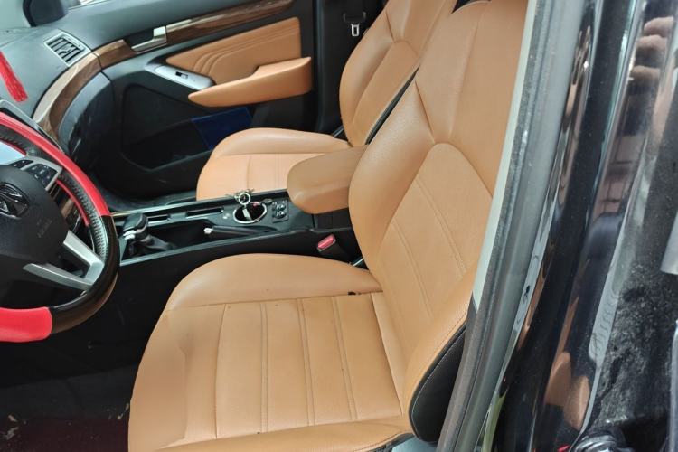 Used BAIC Weiwang S50 2016 1.5T CVT Joyful Luxury Model Left Front Seat