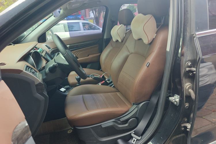 Used BAIC Weiwang S50 2016 1.5T Manual Joyful Luxury Edition Left Front Seat