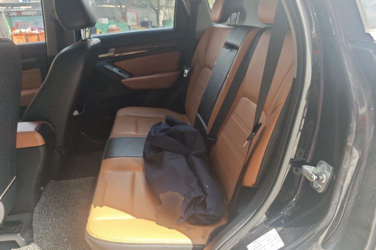 Used BAIC Weiwang S50 2016 1.5T CVT Joyful Premium Edition Left Rear Seat
