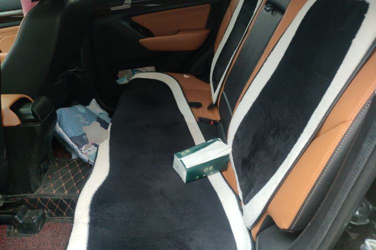 Used BAIC Weiwang S50 2016 1.5T Manual Joyful Elite Edition Left Rear Seat