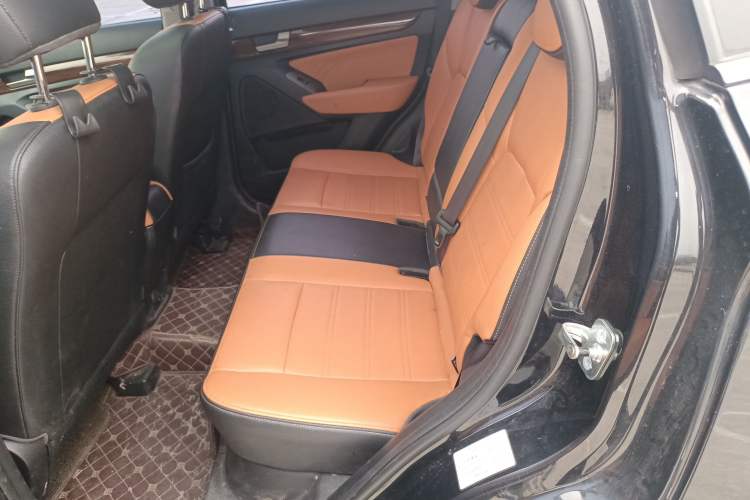 Used BAIC Weiwang S50 2016 1.5T Manual Joyful Elite Edition Left Rear Seat