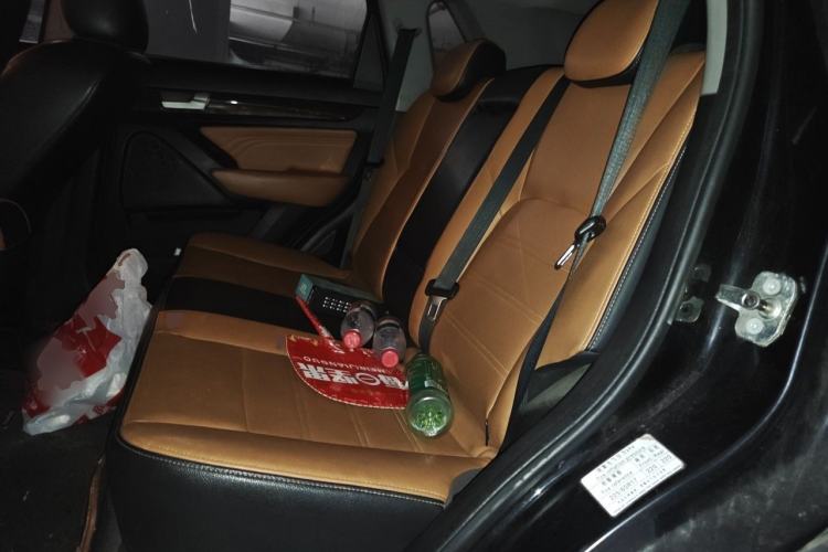 Used BAIC Weiwang S50 2016 1.5T Manual Joyful Premium Edition Left Rear Seat