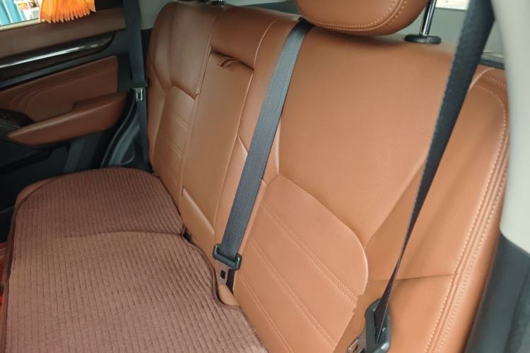 Used BAIC Weiwang S50 2016 1.5T Manual Lede Premium Edition Left Rear Seat